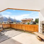 Soho Mountain - Pool Und Sauna 5* Reit im Winkl