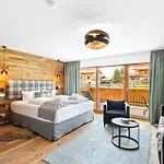 Appart hôtel Soho Mountain - Pool Und Sauna