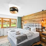 Appart hôtel Soho Mountain - Pool Und Sauna 5*