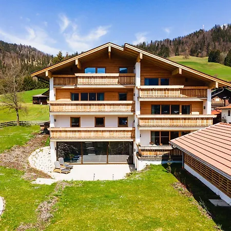 Soho Mountain - Pool Und Sauna Apartmanhotel 5*