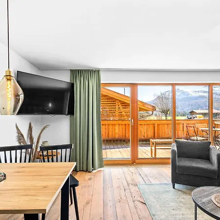 Soho Mountain - Pool Und Sauna Reit im Winkl