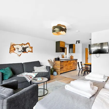 Soho Mountain - Pool Und Sauna 5*