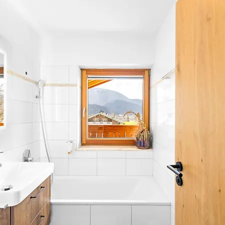 Apartmanhotel Soho Mountain - Pool Und Sauna 5*