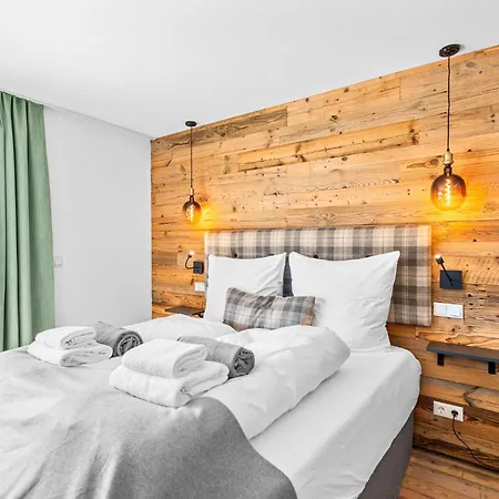 Soho Mountain - Pool Und Sauna Reit im Winkl