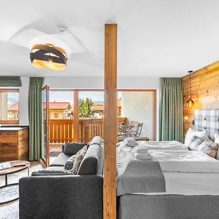 Soho Mountain - Pool Und Sauna Aparthotel