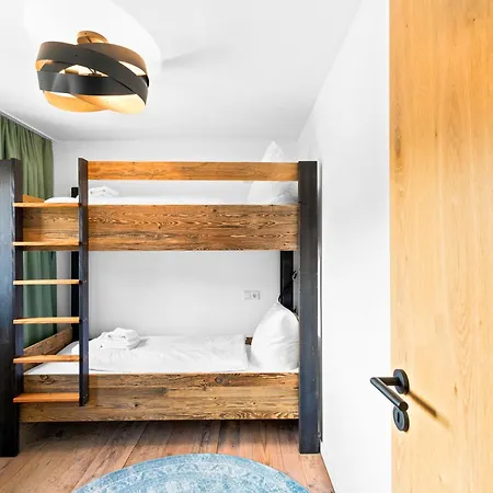 Soho Mountain - Pool Und Sauna 5*