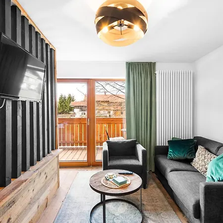 Soho Mountain - Pool Und Sauna Aparthotel