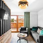 Soho Mountain - Pool Und Sauna Apartmanhotel