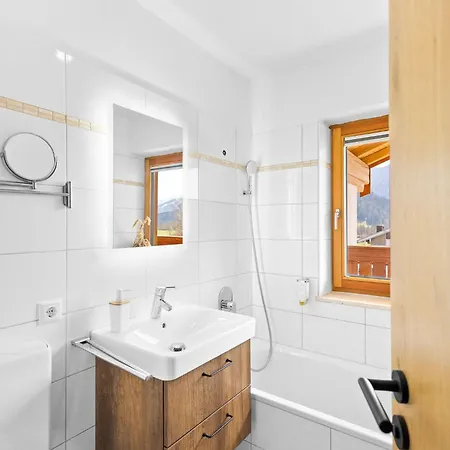 Soho Mountain - Pool Und Sauna Lejlighedshotel 5*