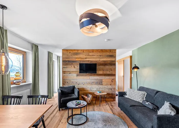 Soho Mountain - Pool Und Sauna Reit im Winkl